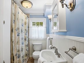 300 West Main Street, Hopkinton MA 01748