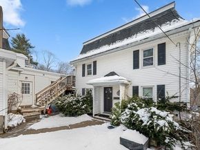 140 Hamilton St, Southbridge MA 01550