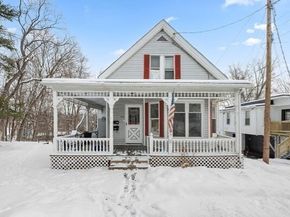 140 Hamilton St, Southbridge MA 01550