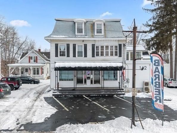 140 Hamilton St, Southbridge MA 01550