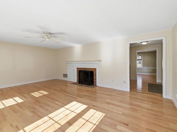 143 East Street 143, Lexington MA 02420