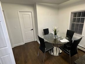 11 Barton St, Salem MA 01970