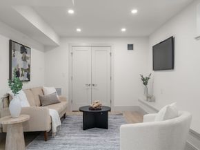 10 Clyde Road 101, Watertown MA 02472