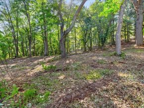 45 Pineswamp Rd, Ipswich MA 01938