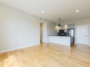 87 Parker St 403, Chelsea MA 02150