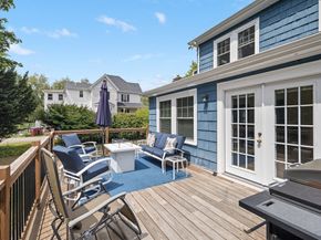 15 E Grove St, Middleboro MA 02346