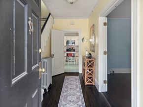 15 E Grove St, Middleboro MA 02346