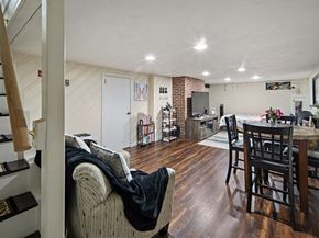 15 E Grove St, Middleboro MA 02346