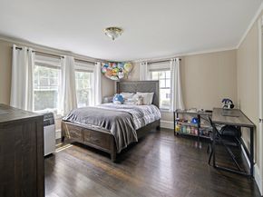 15 E Grove St, Middleboro MA 02346