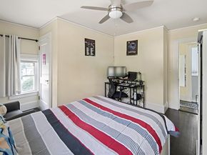 15 E Grove St, Middleboro MA 02346