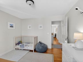 8-10 Willow St, Newton MA 02459