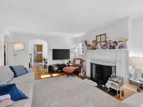 8-10 Willow St, Newton MA 02459