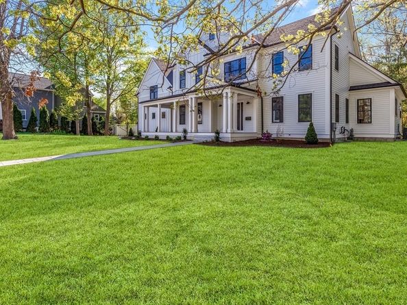 11 Cuba St, Andover MA 01810