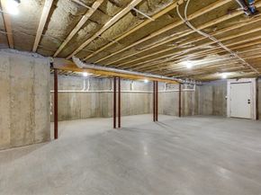 11 Cuba St, Andover MA 01810