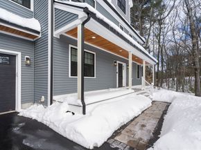 2 Lincoln Ct, Medfield MA 02052