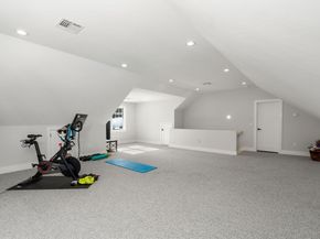 2 Lincoln Ct, Medfield MA 02052