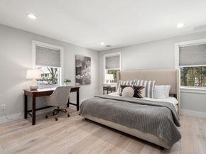 2 Lincoln Ct, Medfield MA 02052