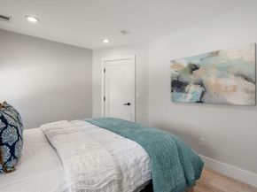 2 Lincoln Ct, Medfield MA 02052