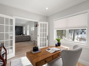 2 Lincoln Ct, Medfield MA 02052