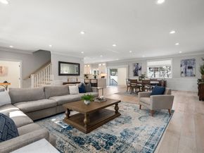 2 Lincoln Ct, Medfield MA 02052