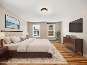 86 Hunter Rd, Uxbridge MA 01569