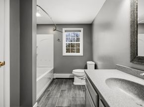 86 Hunter Rd, Uxbridge MA 01569