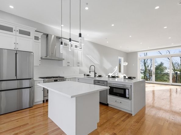 59 Packards Ln 3, Quincy MA 02169