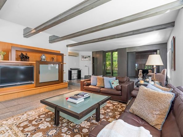 331 Heath Street, Brookline MA 02467