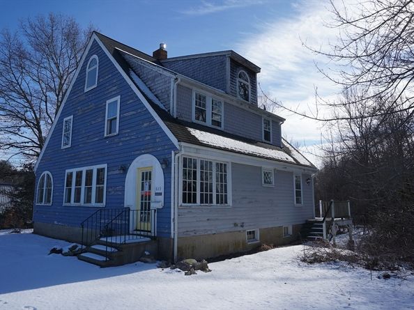 823 Market St, Rockland MA 02370