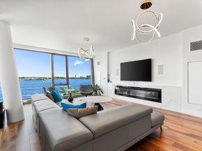 300 Pier 4 Blvd 5C, Boston MA 02210