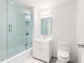 300 Pier 4 Blvd 5C, Boston MA 02210