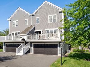 40 Grove St 1, Waltham MA 02453