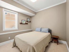 40 Grove St 1, Waltham MA 02453