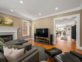 40 Grove St 1, Waltham MA 02453