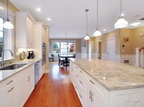 40 Grove St 1, Waltham MA 02453