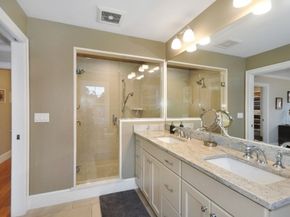 40 Grove St 1, Waltham MA 02453