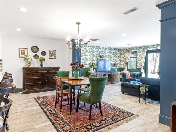 167 Poplar St 1, Boston MA 02131