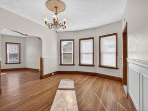 27 Larchmont St, Boston MA 02124