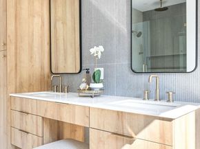 1597 Centre St. Front, Newton MA 02461