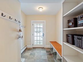 4 Dartmouth St, Winchester MA 01890