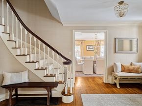 4 Dartmouth St, Winchester MA 01890