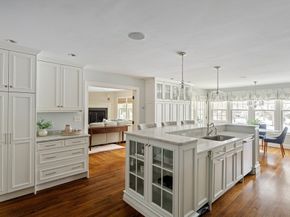 4 Dartmouth St, Winchester MA 01890