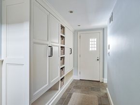 4 Dartmouth St, Winchester MA 01890