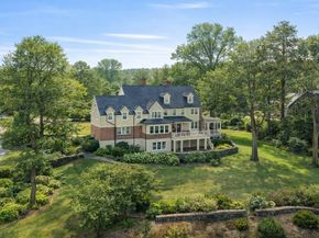 4 Dartmouth St, Winchester MA 01890