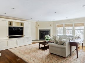 4 Dartmouth St, Winchester MA 01890