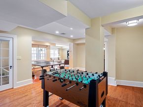 4 Dartmouth St, Winchester MA 01890