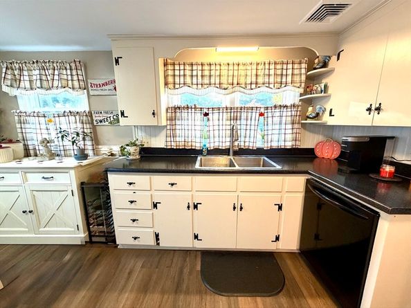 32 Joyce Ter, Whitman MA 02382