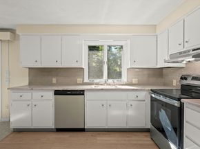 603 East St, West Bridgewater MA 02379
