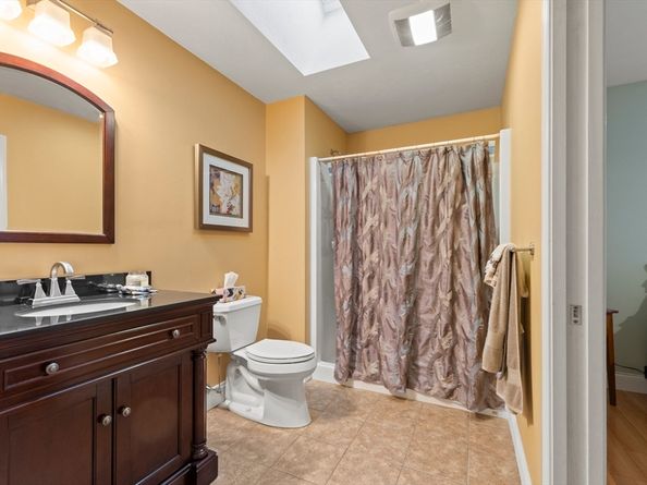 91 Agawam Lake Shore Drive, Wareham MA 02571