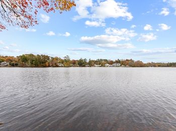 91 Agawam Lake Shore Drive